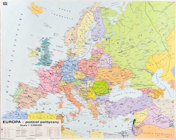 Europy polityczna  rozmieszczenie ludności NE (1).jpg