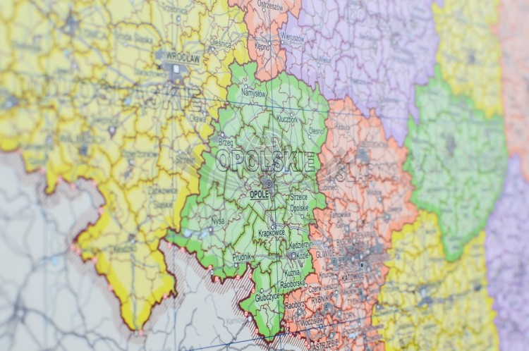 Polska. Mapa fizyczna i administracyjna. Podkładka na biurko. Fragment 7