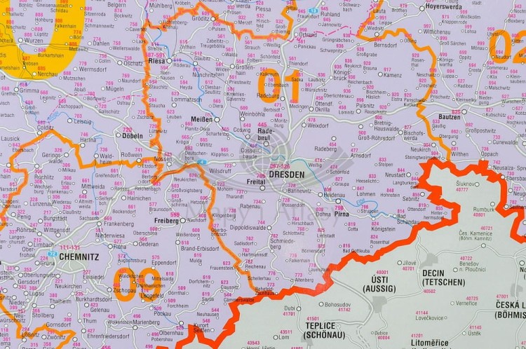 Niemcy 1:750 000. Mapa administracyjna z kodami pocztowymi w wersji do wpinania. Wydawnictwo: Stiefel. Fragment 7