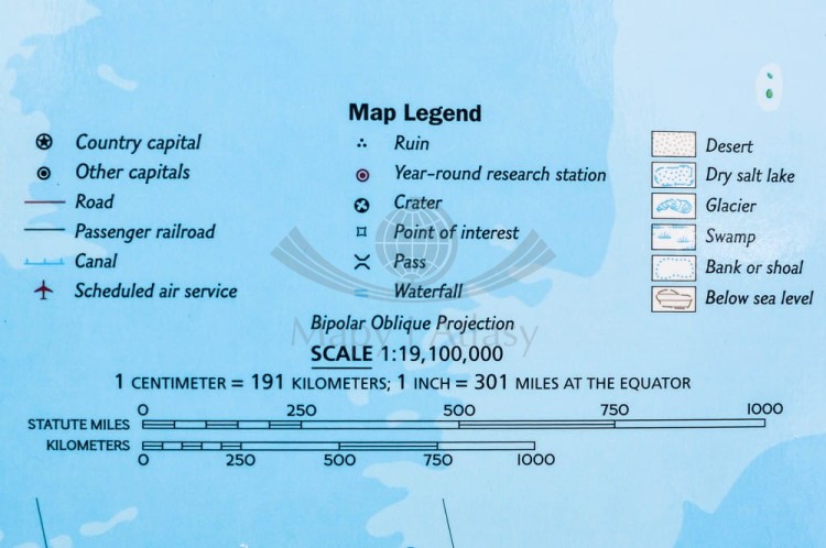 Ameryka Północna i Południowa 1:19 100 000. Mapa polityczna w wersji do wpinania. Wydawnictwo: National Geographic. Legenda