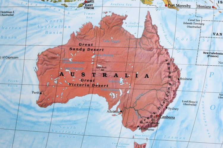 Świat 1:40 000 000. Mapa ścienna polityczna wydawnictwa Freytag & Berndt. Fragment 4