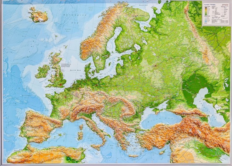 Europa plastyczna Georelief (1).jpg