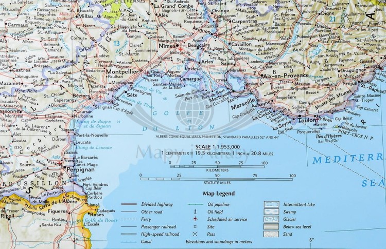 Francja, Belgia, Holandia, Anglia, Walia 1:1 953 000. Mapa polityczna w ramie drewnianej. Wydawnictwo: National Geographic. Fragment 7