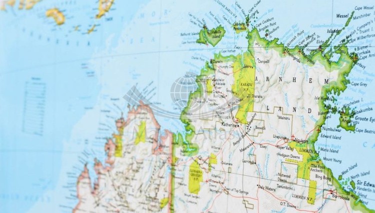 Australia 1:6 413 000 . Mapa polityczna w wersji do wpinania. Wydawnictwo: National Geographic. Fragment 8